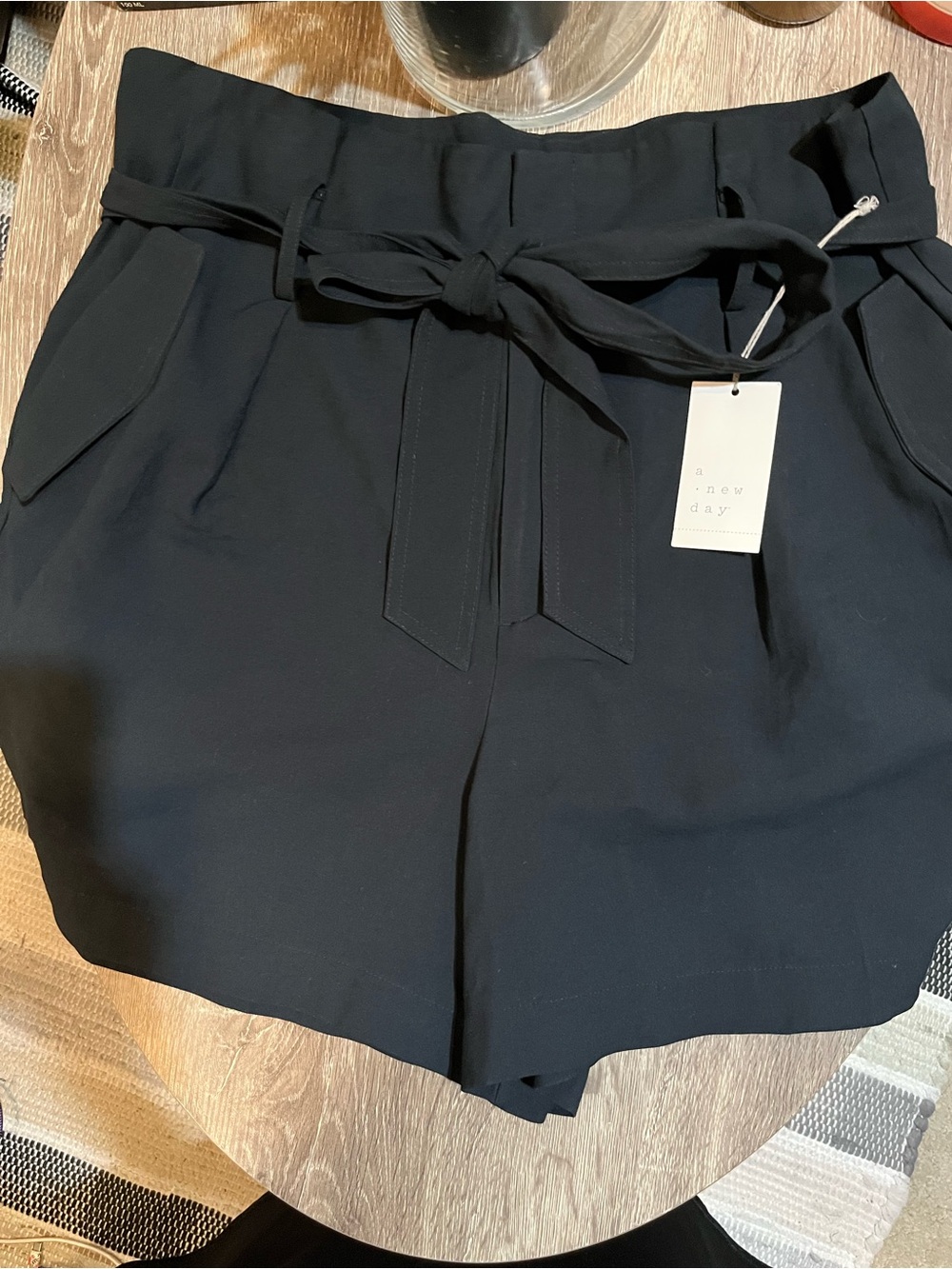 a new day Black High-Waist Tie-Belt Shorts with pockets Size 18 NWT